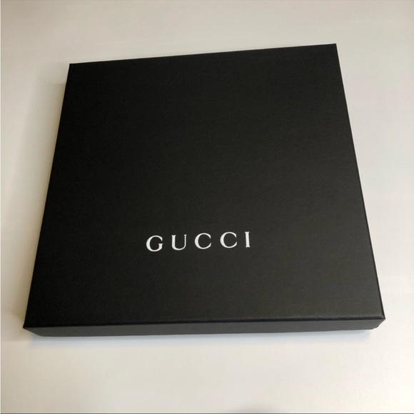 Gucci Unisex Embroidered Scarf Cashmere Wrap - Picture 6 of 7